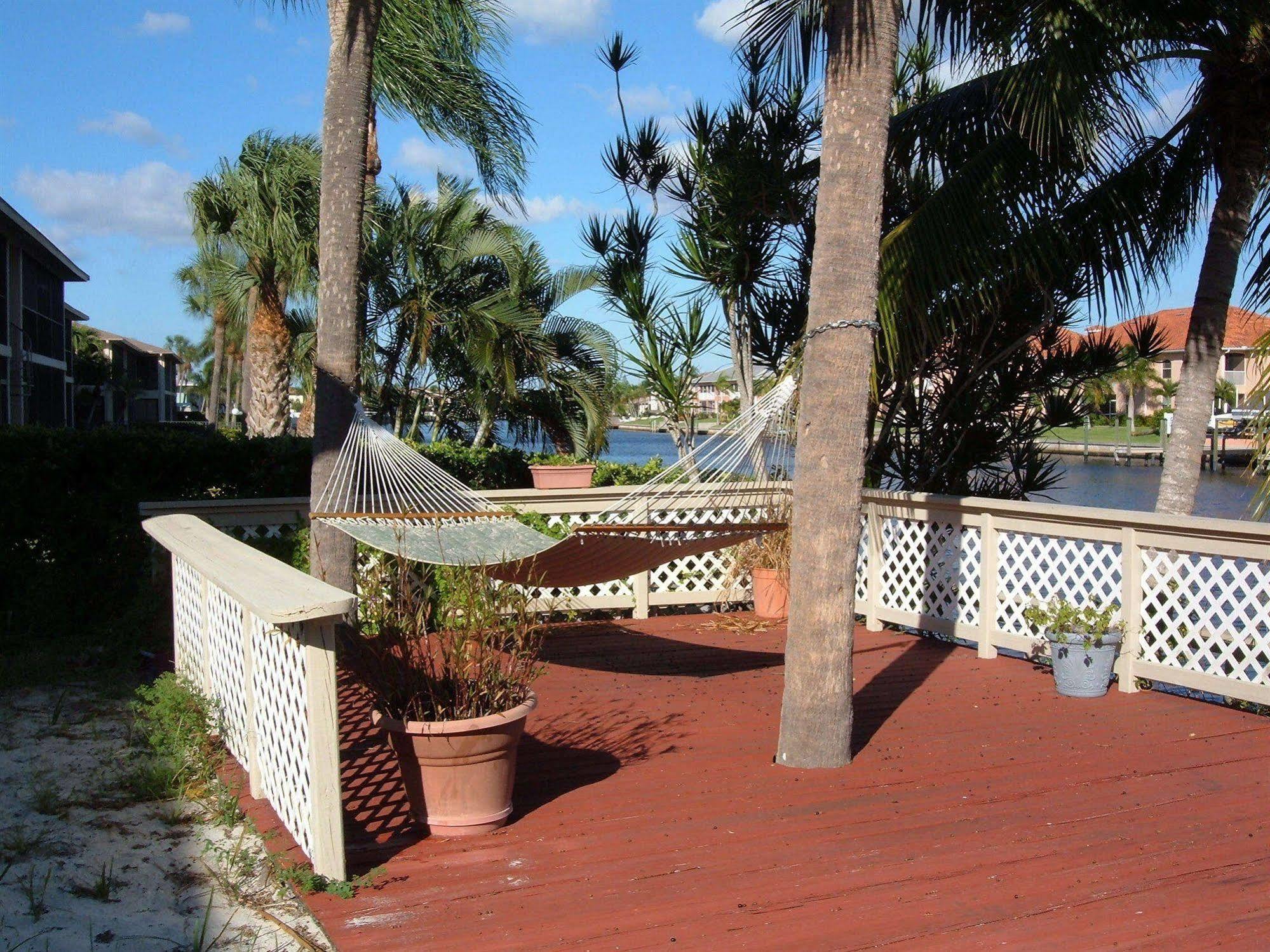 Hideaway Waterfront Resort Cape Coral Kültér fotó